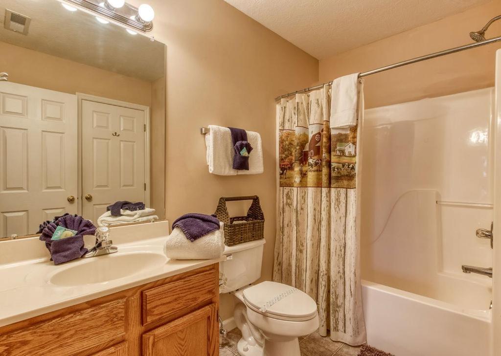 Rock Of Ages, Hot Tub, Game Room, Wifi, 1089 Free Tickets Each Paid Day, Dollywood And More Pigeon Forge Dış mekan fotoğraf
