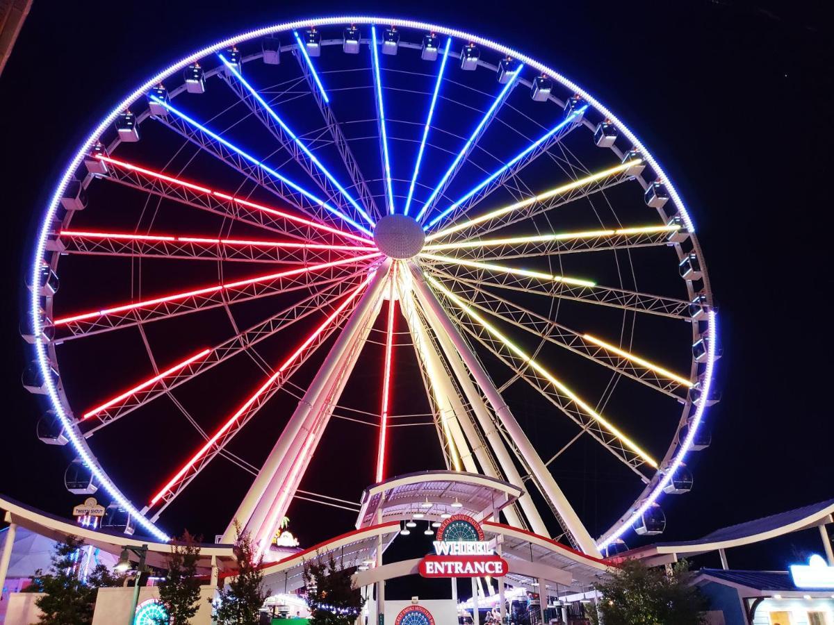 Rock Of Ages, Hot Tub, Game Room, Wifi, 1089 Free Tickets Each Paid Day, Dollywood And More Pigeon Forge Dış mekan fotoğraf