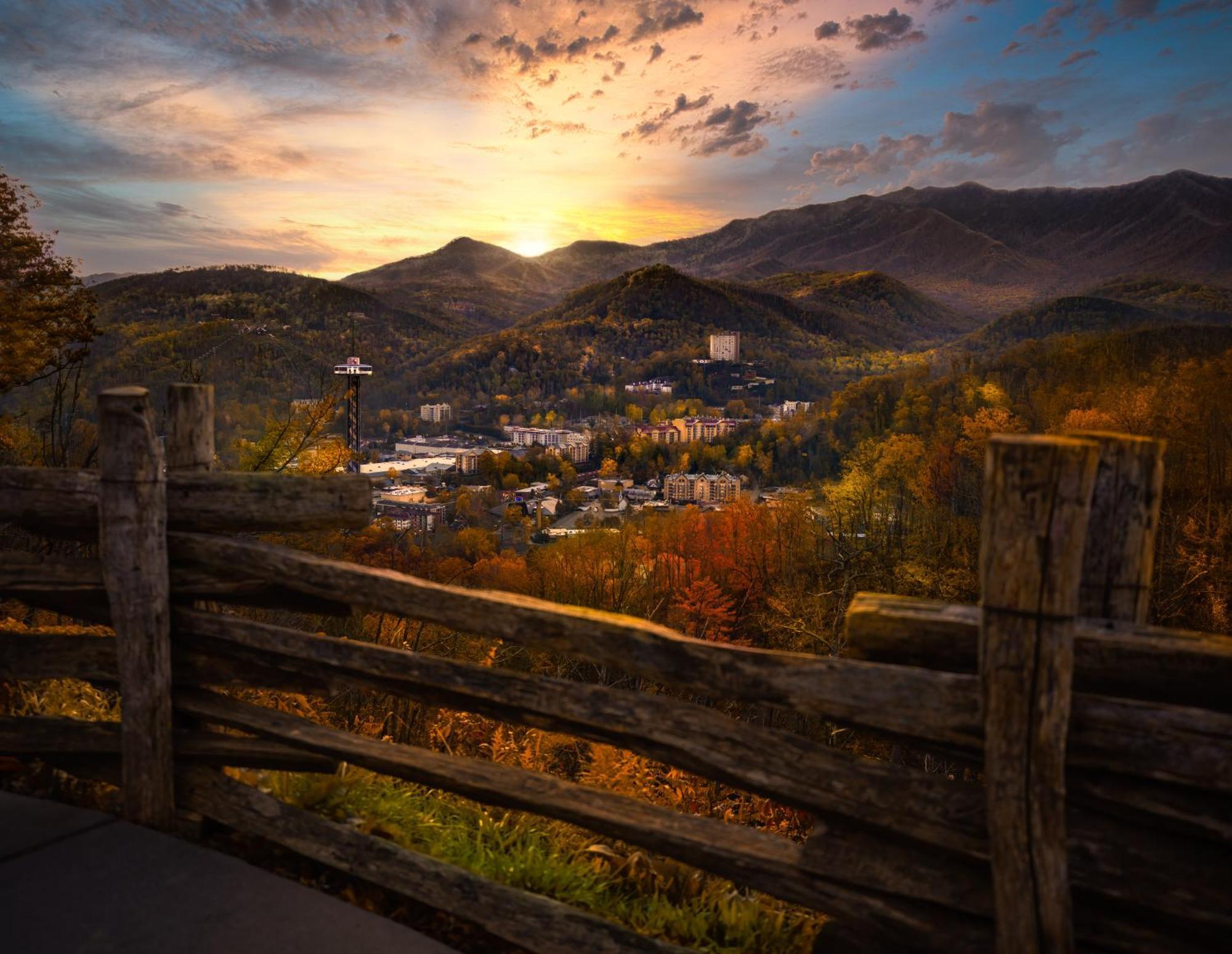 Rock Of Ages, Hot Tub, Game Room, Wifi, 1089 Free Tickets Each Paid Day, Dollywood And More Pigeon Forge Dış mekan fotoğraf
